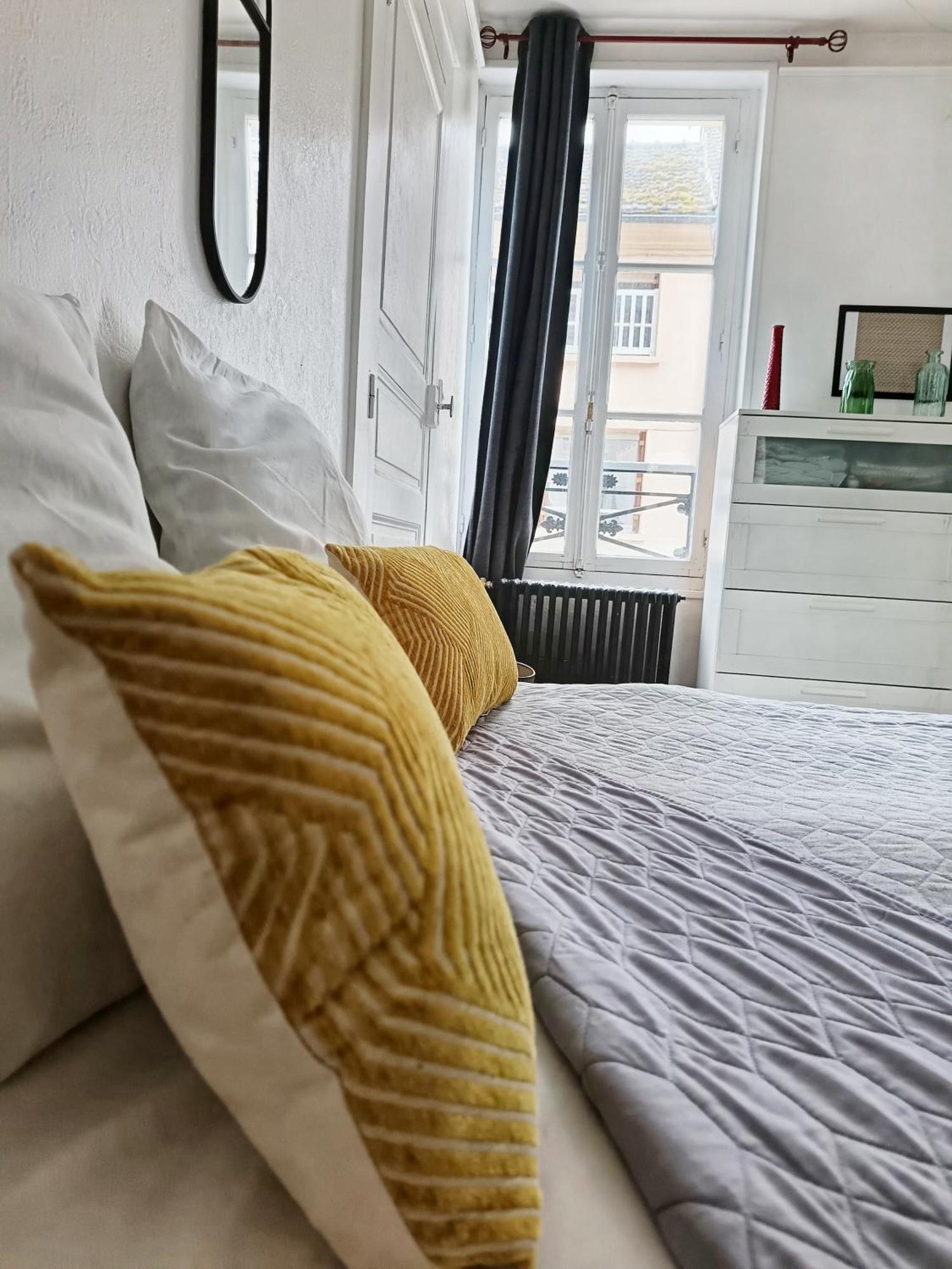 Rooms Home Csm Suites Privees Entre Paris Et Reims Charly-sur-Marne Zewnętrze zdjęcie